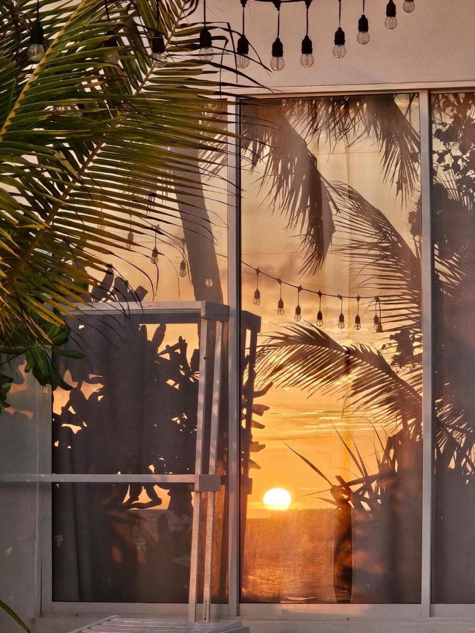 The Sunset Villa Дифуши Екстериор снимка